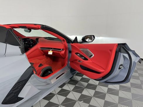 New 2025 Chevrolet Corvette Stingray Premium Conv w/ Z51 Performance Package image 37