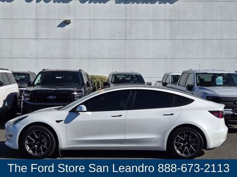 Used 2023 Tesla Model 3 Standard Range image 6