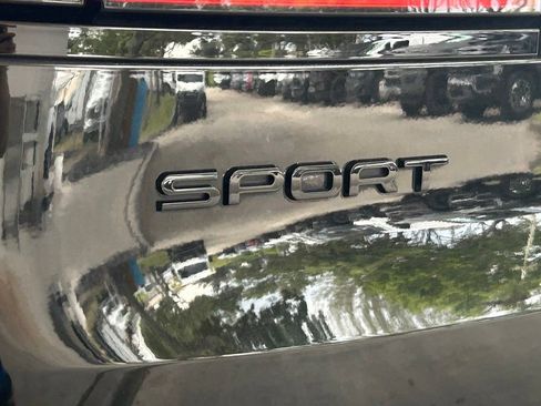 Used 2024 Land Rover Range Rover Sport Dynamic SE AWD/4WD image 19