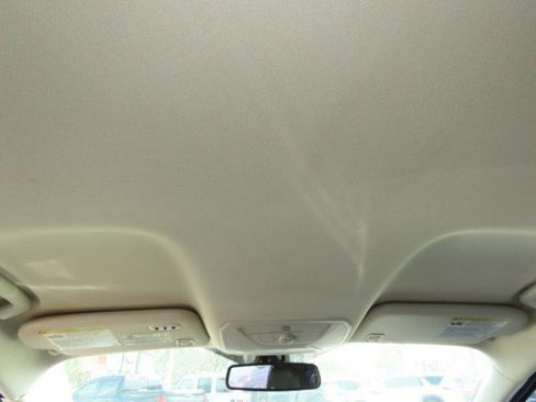 Used 2015 Ford Escape Titanium image 18