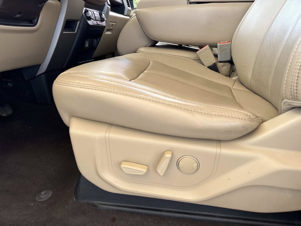 Used 2019 Ford F150 Lariat RWD image 18