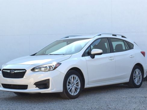 Used 2017 Subaru Impreza 2.0i Premium w/ Popular Package #4A AWD/4WD image 8