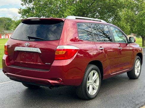Used 2010 Toyota Highlander Limited AWD/4WD image 5