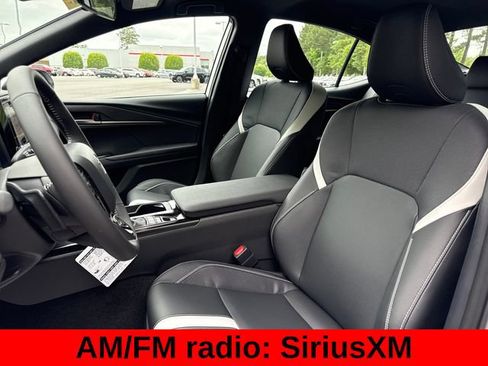 Used 2026 Toyota Camry SE FWD image 14