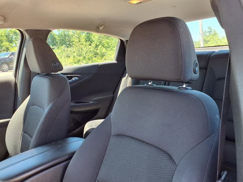 Used 2016 Chevrolet Malibu LT FWD image 24