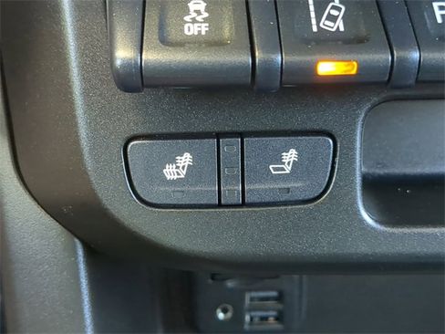 Used 2022 GMC Canyon AT4 w/ Driver Alert Package image 28