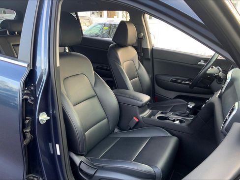 Used 2021 Kia Sportage EX image 9