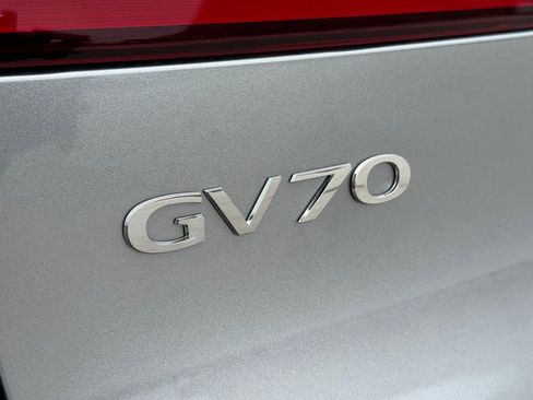 New 2026 Genesis GV70 2.5T Advanced image 15