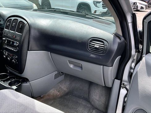 Used 2006 Dodge Grand Caravan SE w/ Popular Equipment Group I FWD image 16