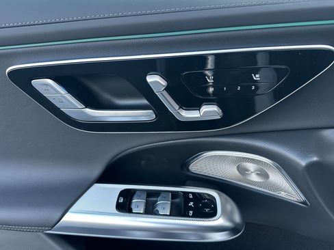 New 2026 Mercedes-Benz E 350 4MATIC Sedan image 11