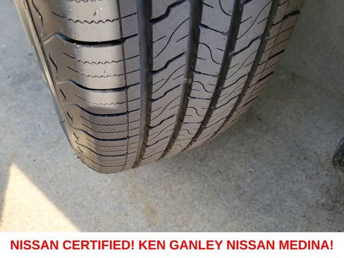 Certified 2025 Nissan Rogue SV AWD/4WD image 19
