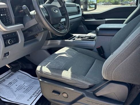 Used 2023 Ford F250 XLT w/ XLT Premium Package AWD/4WD image 9