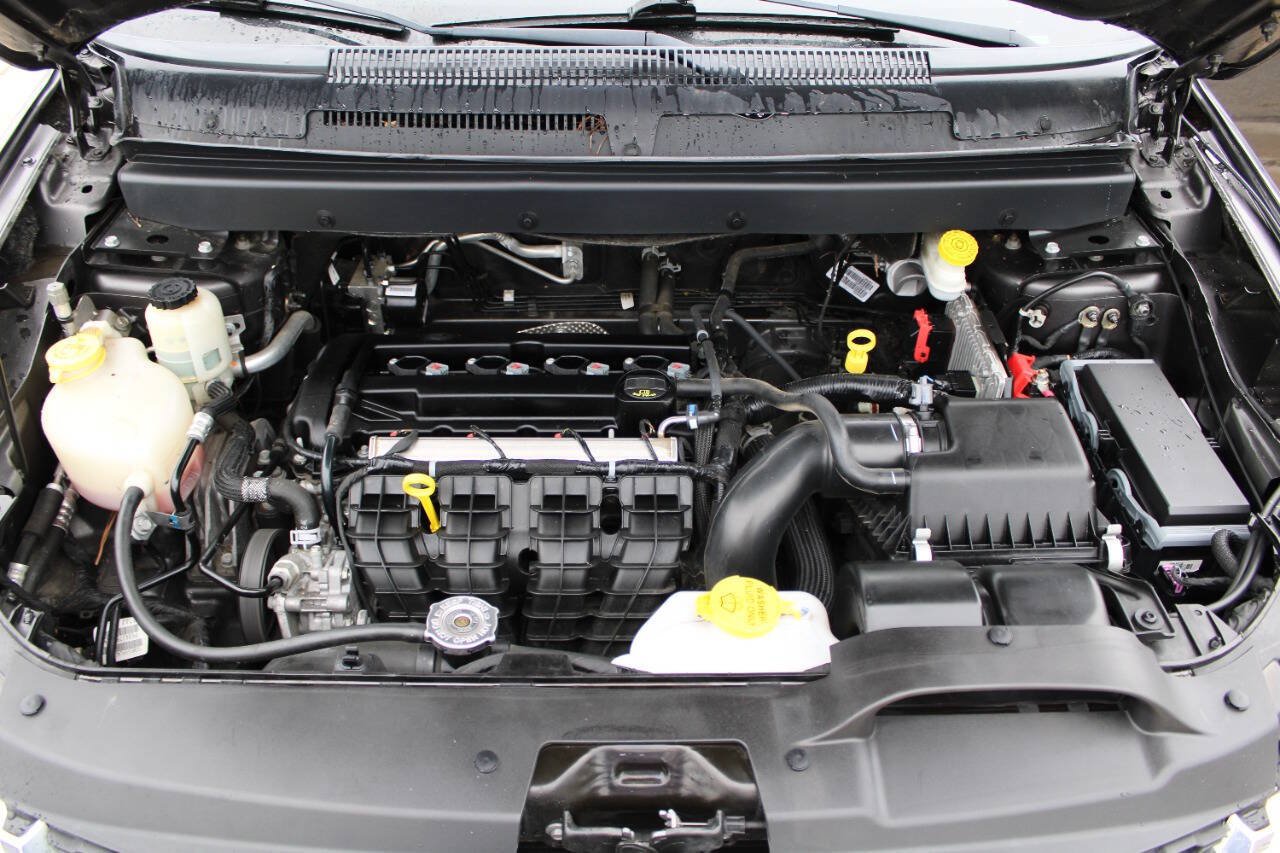 Used 2019 Dodge Journey SE FWD image 18