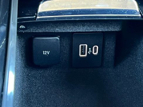 Used 2022 Lincoln Corsair Reserve w/ Equipment Group 201A image 27