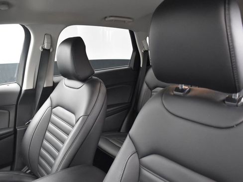 Used 2022 Ford Edge SEL w/ Convenience Package AWD/4WD image 14