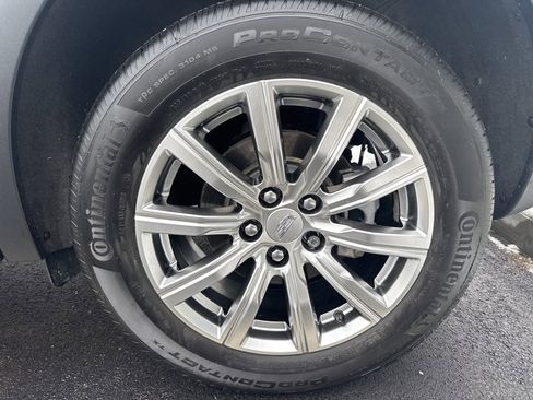 Certified 2022 Cadillac XT4 Premium Luxury w/ Enhanced Visibility Package image 19