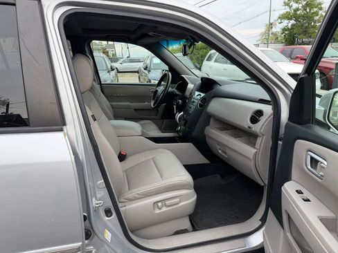 Used 2011 Honda Pilot Touring image 26