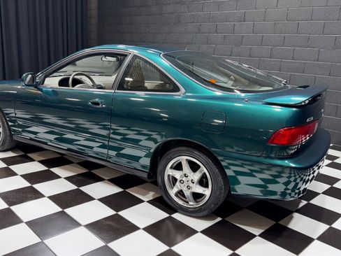 Used 2000 Acura Integra GS-R FWD image 5