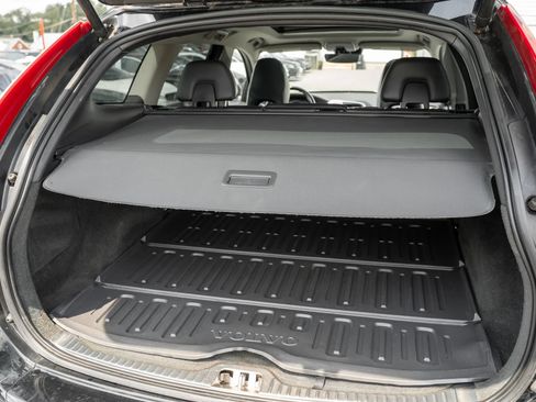 Used 2016 Volvo XC60 T5 Premier AWD/4WD image 9