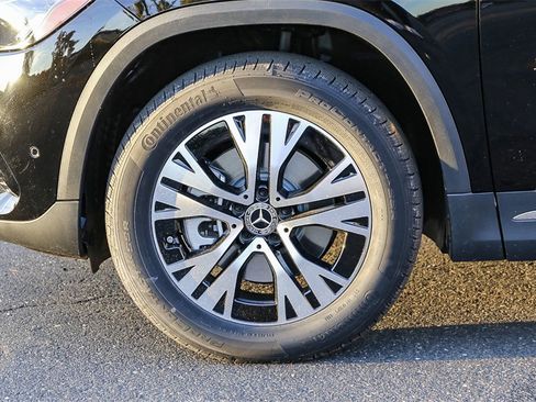 New 2025 Mercedes-Benz GLA 250 4MATIC image 11