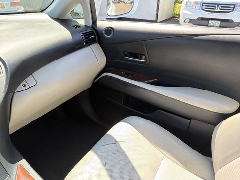 Used 2010 Lexus RX 450h 2WD image 26