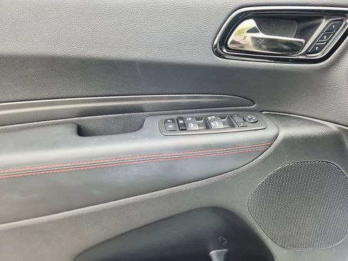 Used 2023 Dodge Durango R/T AWD/4WD image 7