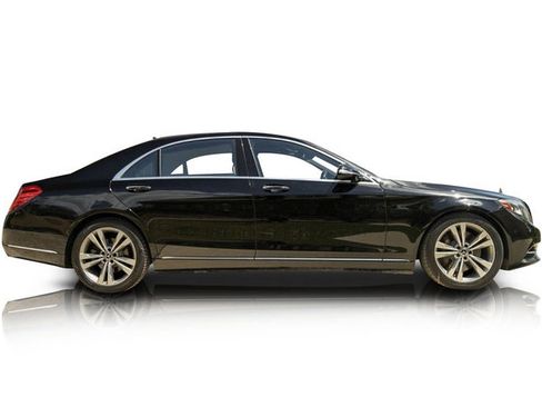 Used 2017 Mercedes-Benz S 550 4MATIC Sedan image 2