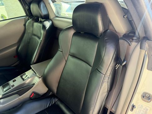 Used 2005 Nissan 350Z Touring image 25