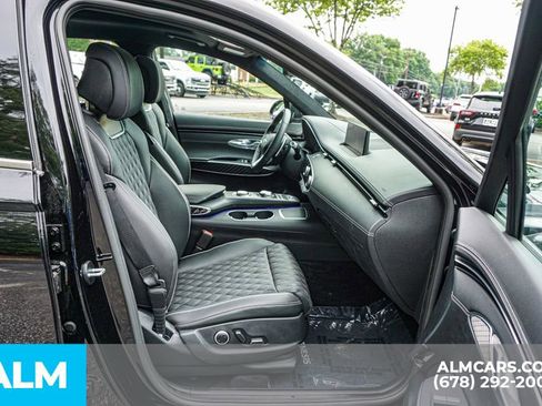 Used 2024 Genesis GV70 3.5T Sport w/ Sport Prestige Package AWD/4WD image 23