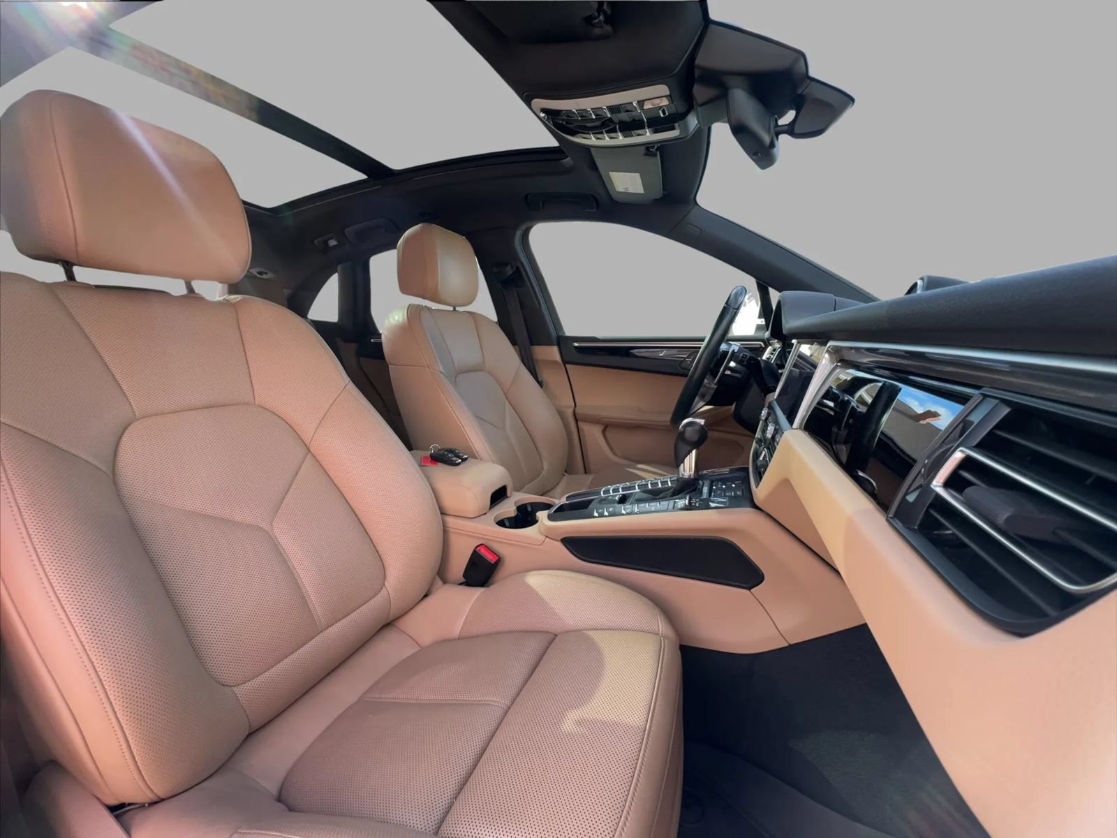 Used 2019 Porsche Macan AWD/4WD image 38