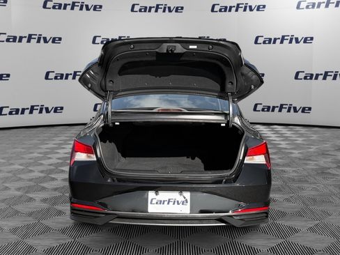 Used 2021 Hyundai Elantra SEL FWD image 11