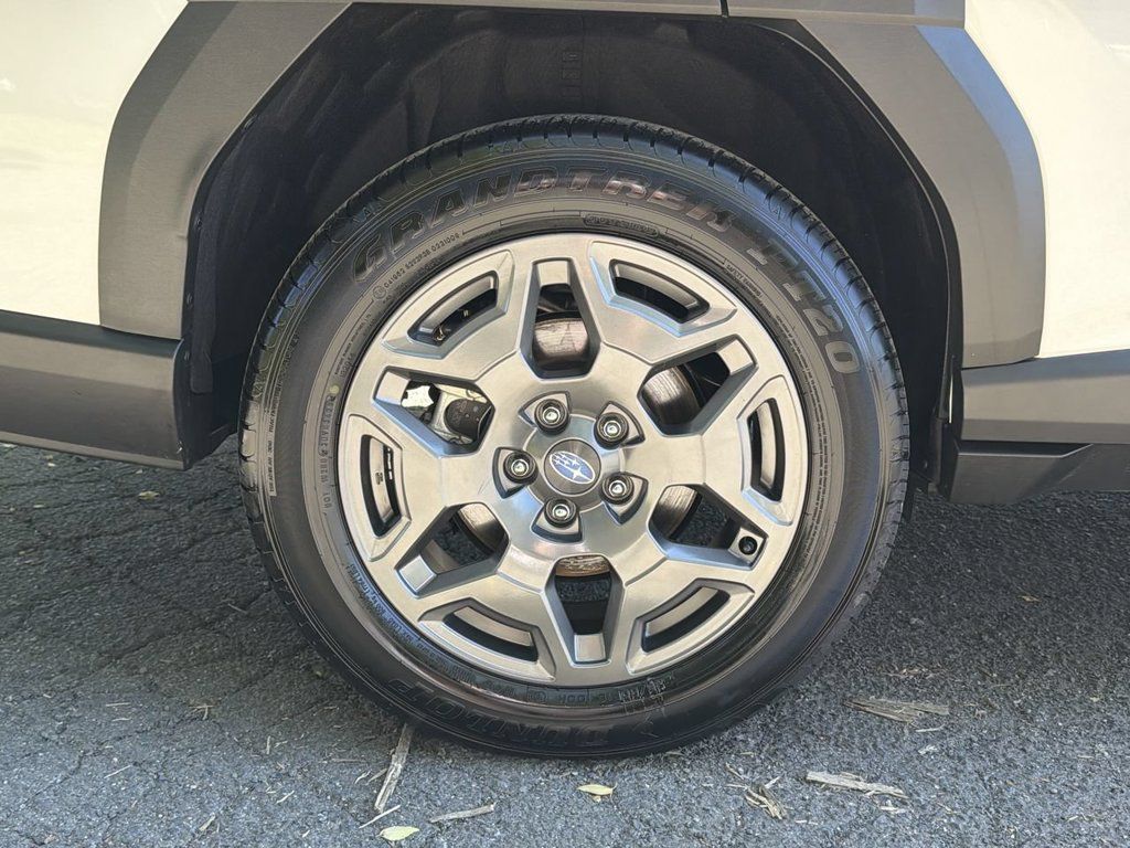 Used 2026 Subaru Outback Premium AWD/4WD image 12