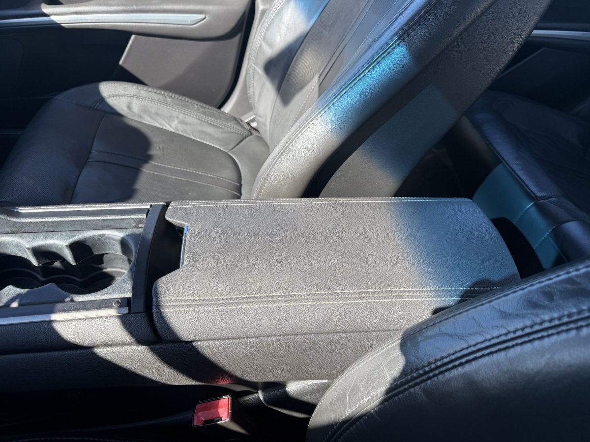 Used 2014 Lincoln MKZ AWD w/ Equipment Group 103A image 27