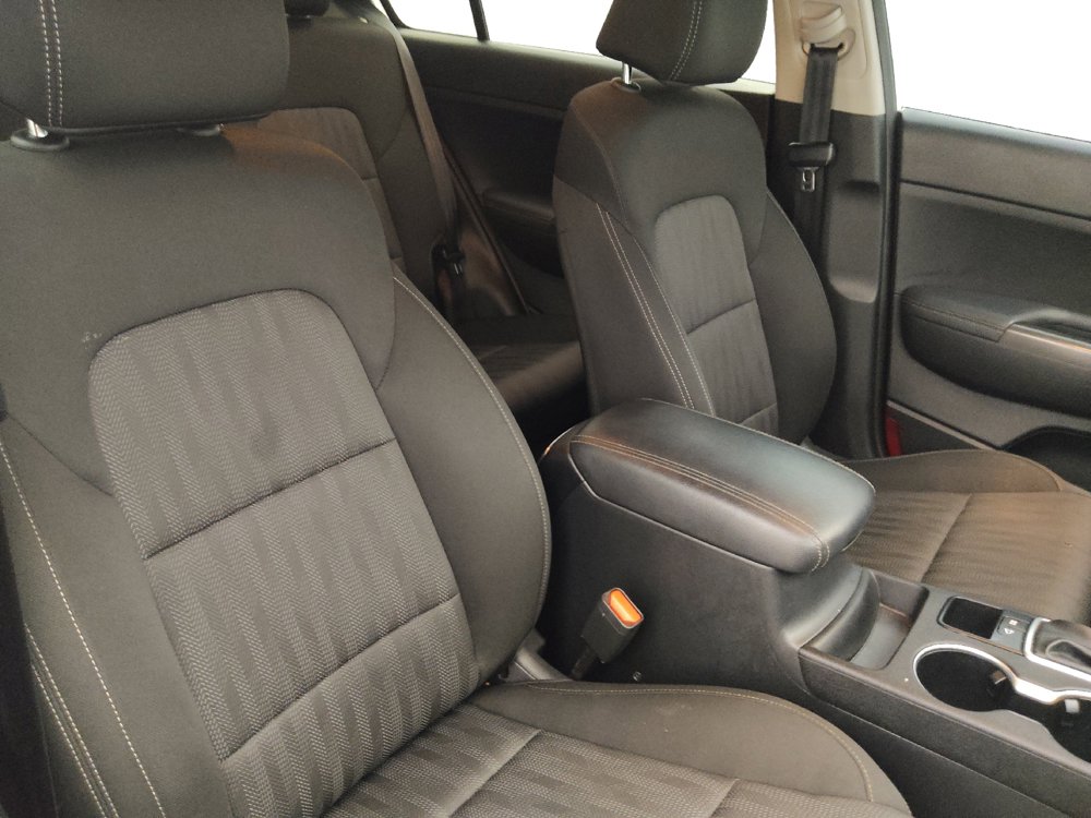 Used 2019 Kia Sportage LX FWD image 21