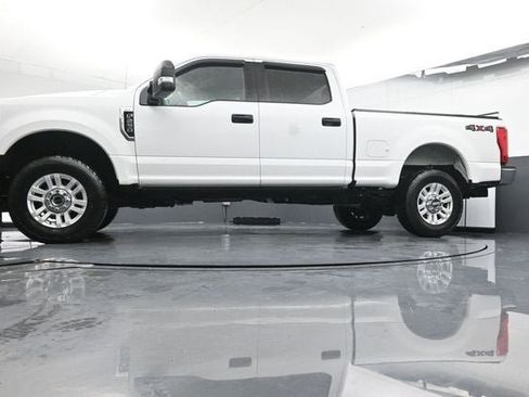 Used 2017 Ford F250 XLT image 29