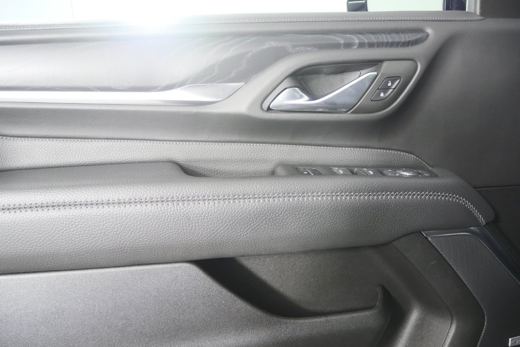 Used 2021 GMC Yukon Denali AWD/4WD image 9