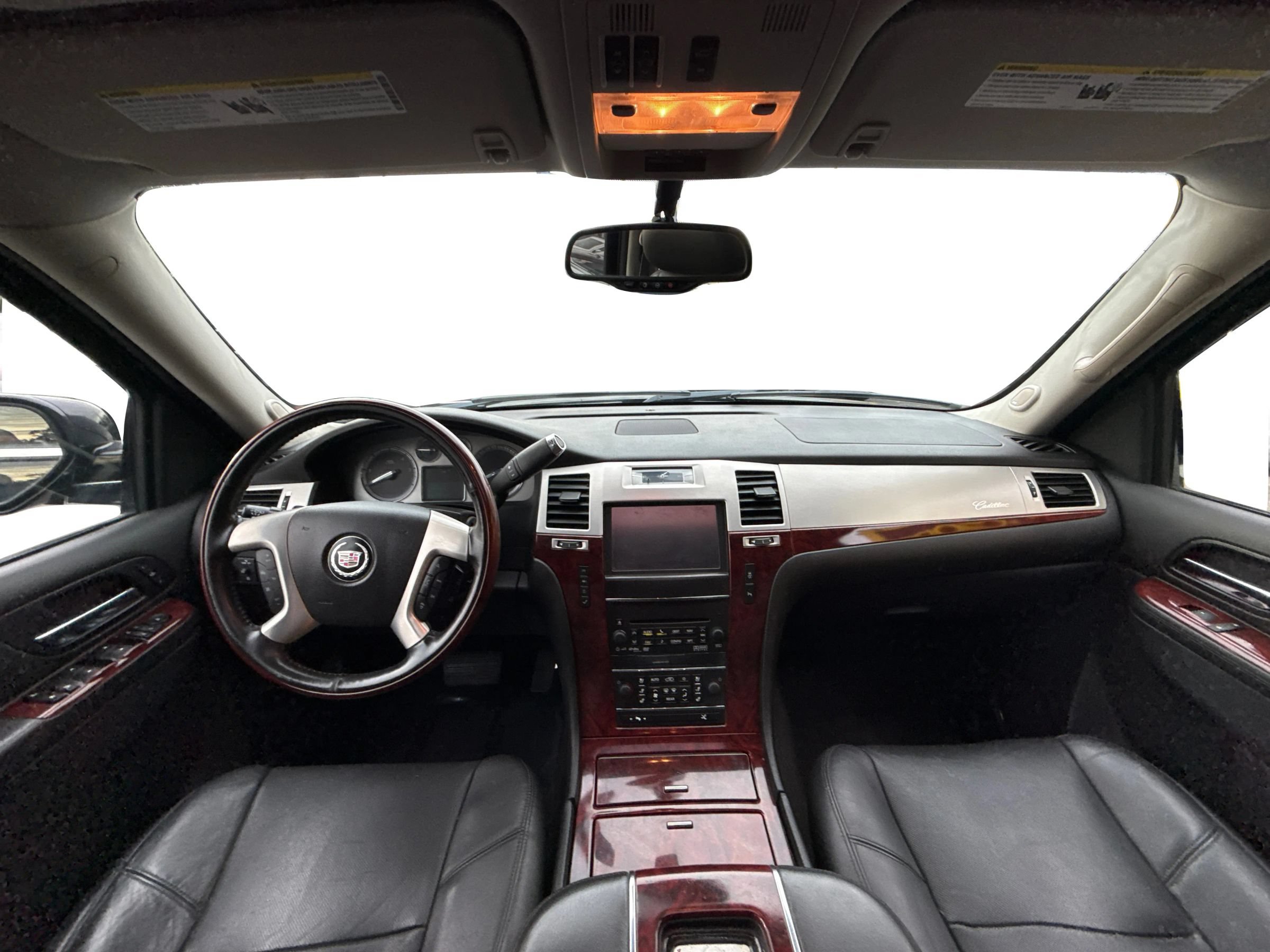 Used 2014 Cadillac Escalade Premium AWD/4WD image 11