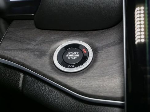 Used 2025 Jeep Grand Cherokee Limited AWD/4WD image 33