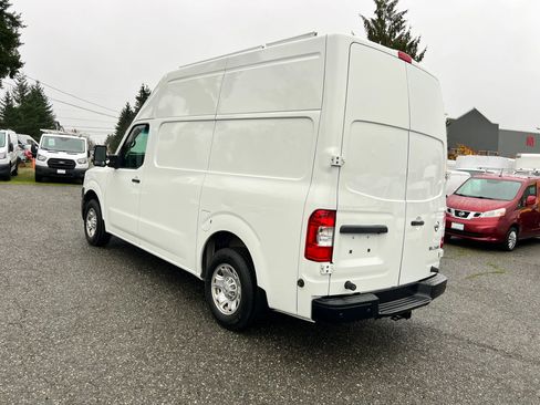 Used 2018 Nissan NV 2500 SV w/ Navigation Package image 5