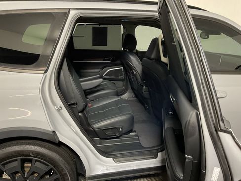 Used 2022 Kia Telluride SX image 34