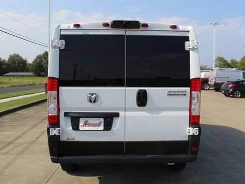 Used 2023 RAM ProMaster 2500 FWD image 4