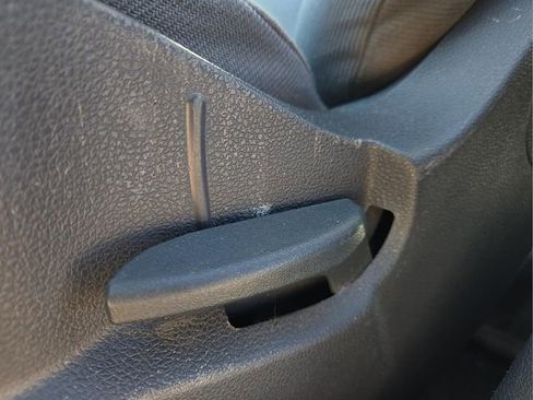 Used 2011 Ford Transit Connect XLT image 19