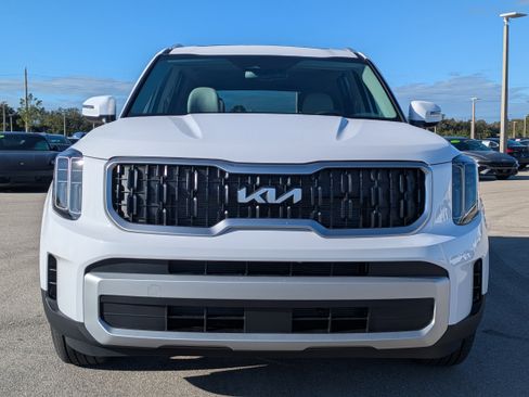 New 2025 Kia Telluride EX image 3