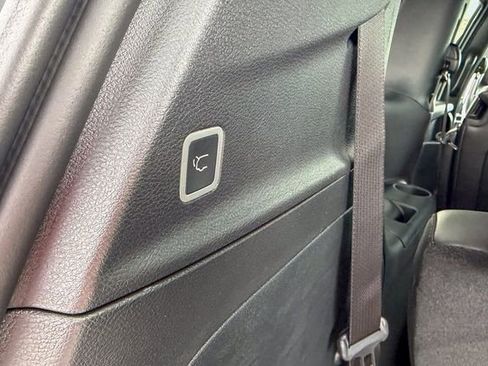 New 2026 Chrysler Voyager LX image 26