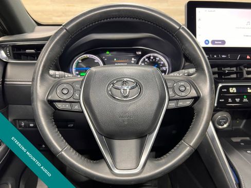 Used 2024 Toyota Venza XLE AWD/4WD image 19