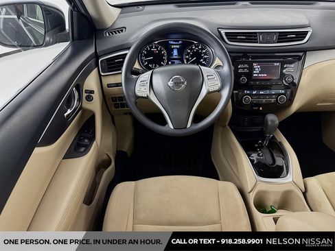 Used 2016 Nissan Rogue SV AWD/4WD image 20