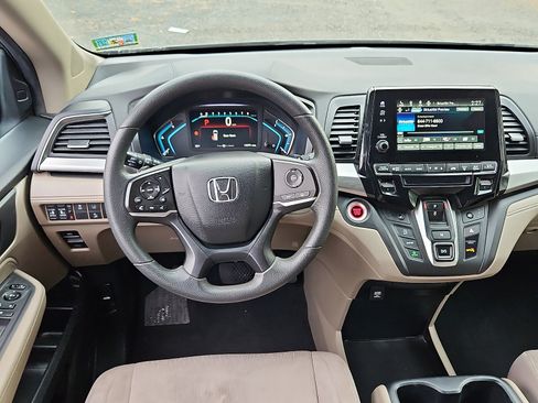 Used 2020 Honda Odyssey EX image 11