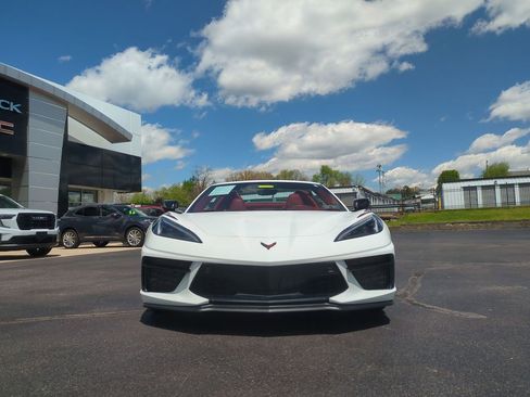 Used 2021 Chevrolet Corvette Stingray Premium Conv w/ Z51 Performance Package RWD image 2