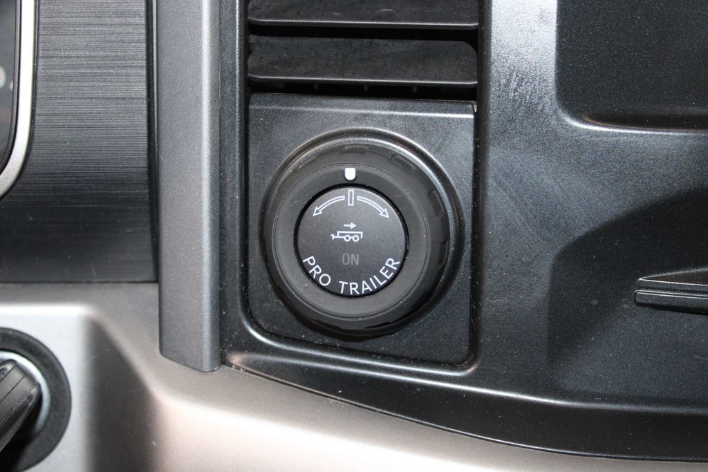 Used 2022 Ford F150 XLT AWD/4WD image 45