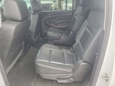 Used 2017 Chevrolet Suburban Premier image 34